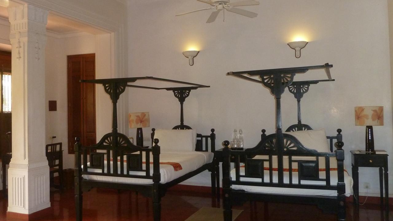 Twin room with traditional furnishings