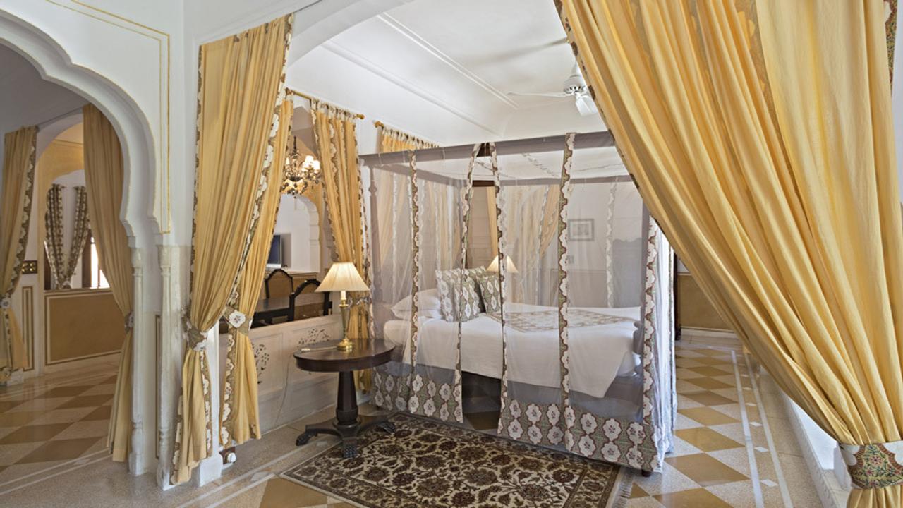 Bedroom at Samode Palace