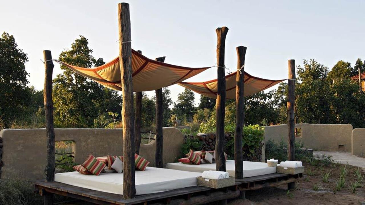 Outdoor day beds at Samode Safari Lodge