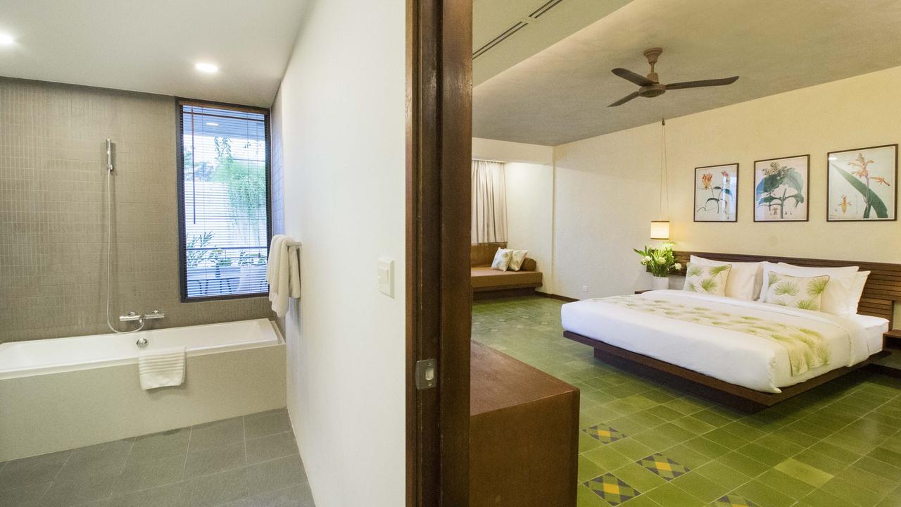 One-bedroom suite