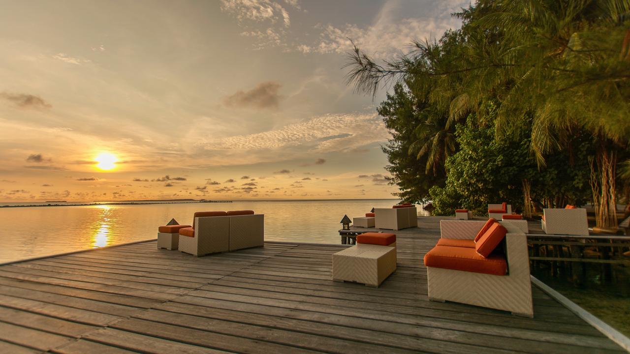 Sunset Lounge at Kura Kura Resort