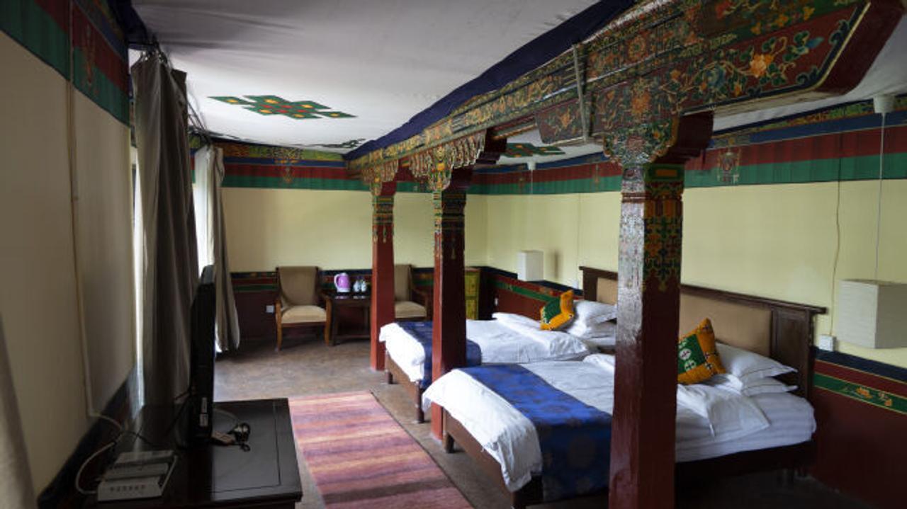 Traditional bedroom at Yabshi Phunkhang