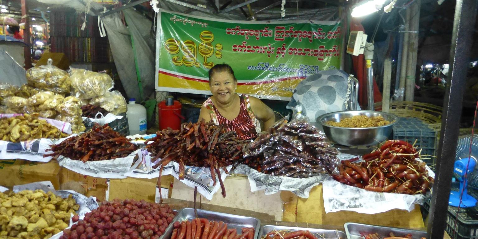 Myanmar market