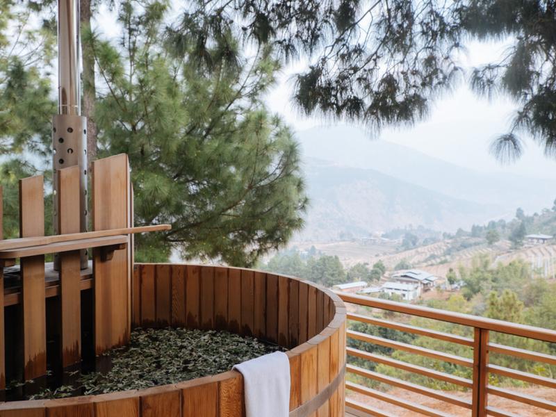 Outdoor hot tub at Dhensa Boutique Resort