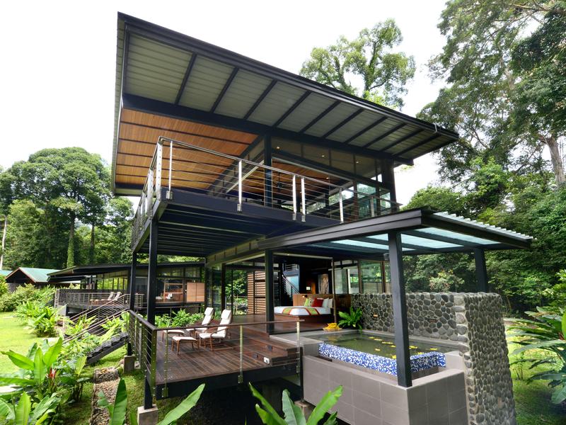 Villa with private pool at the Borneo Rainforest Lodge