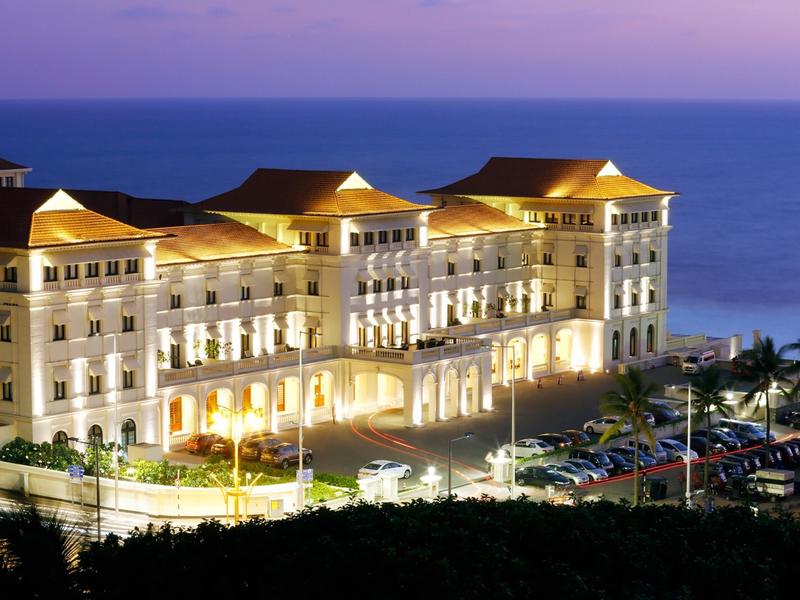 Galle Face Hotel at night